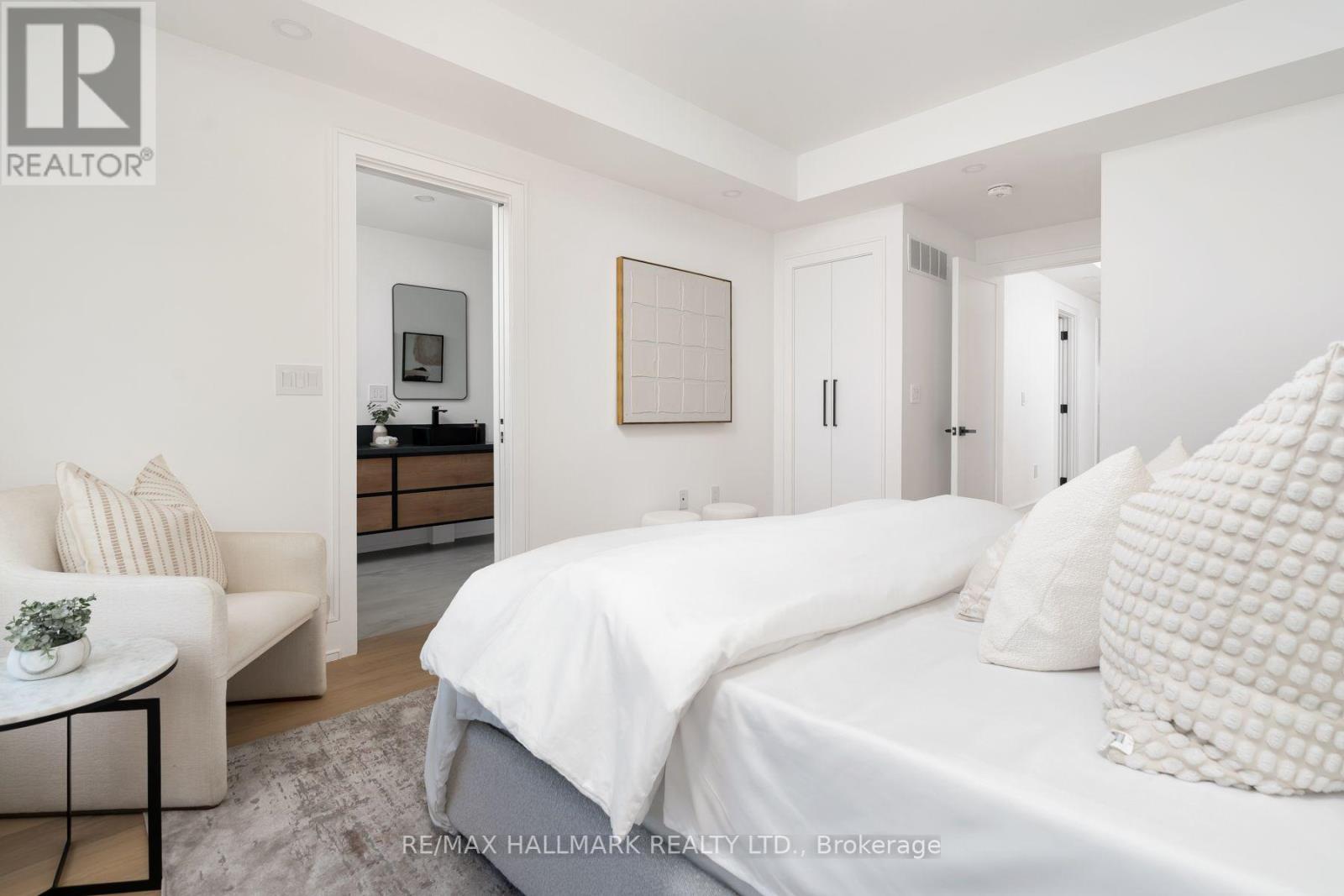 104 Yardley Avenue, Toronto, Ontario M4B 2B1 - Photo 27 - E13717216
