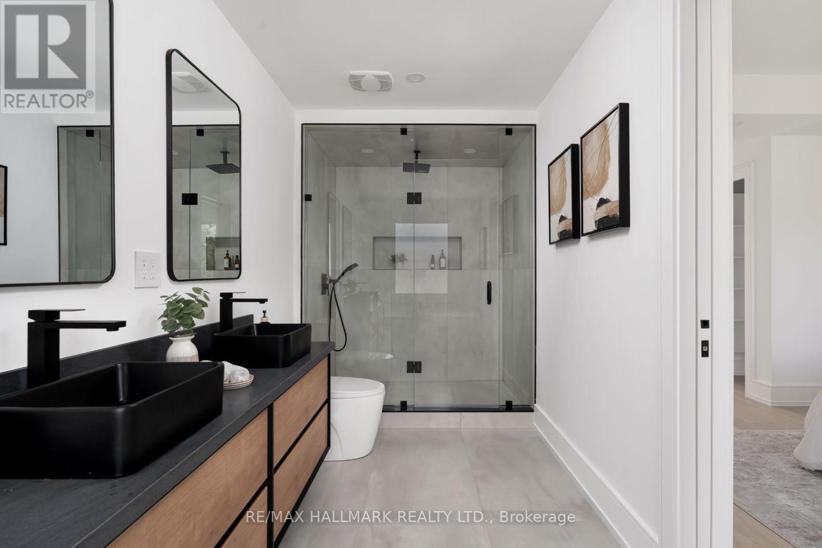 104 Yardley Avenue, Toronto, Ontario M4B 2B1 - Photo 28 - E13717216