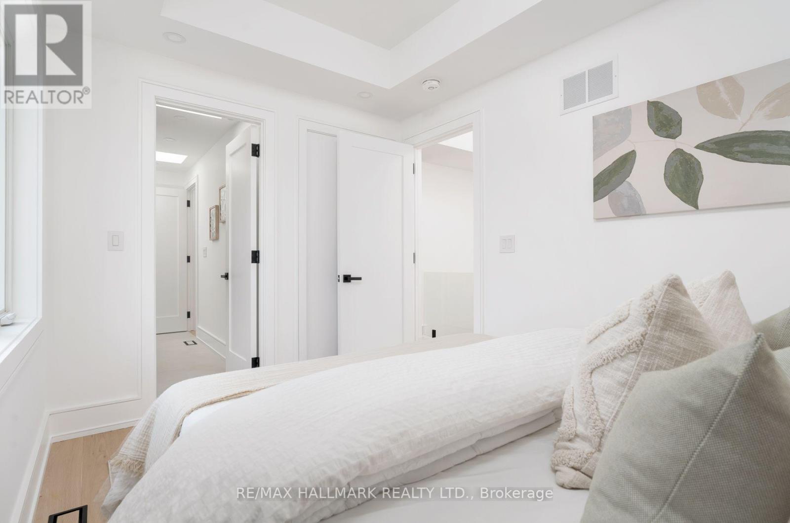 104 Yardley Avenue, Toronto, Ontario M4B 2B1 - Photo 31 - E13717216