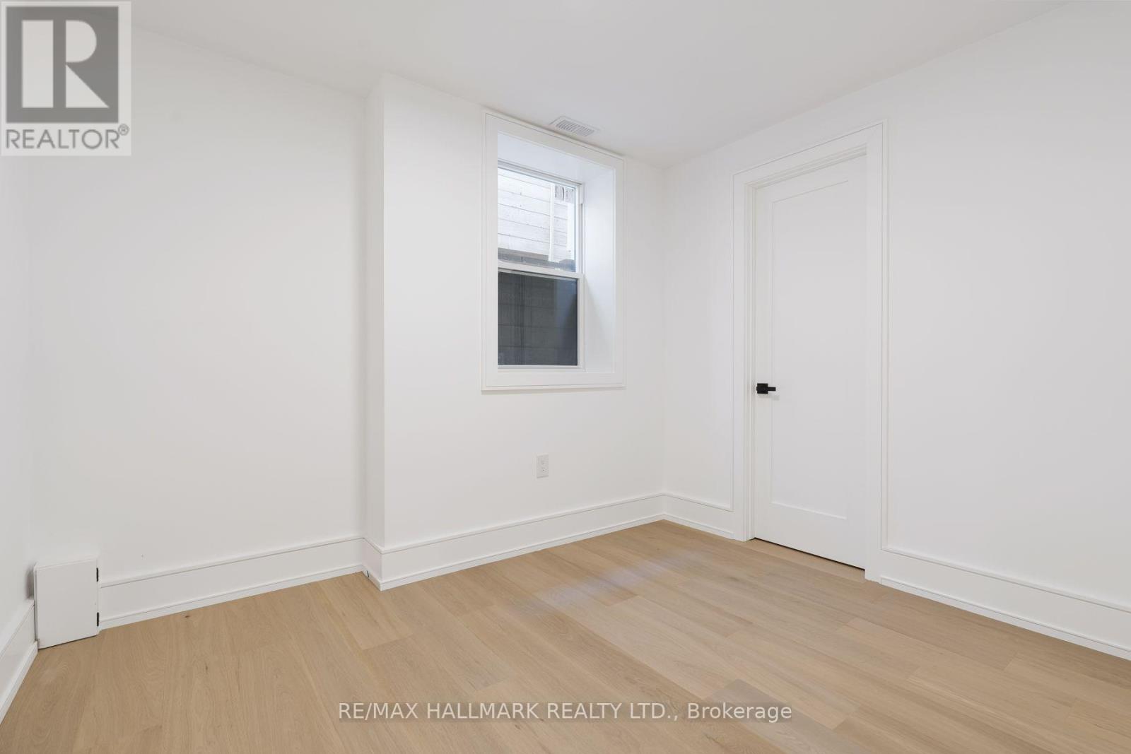 104 Yardley Avenue, Toronto, Ontario M4B 2B1 - Photo 43 - E13717216