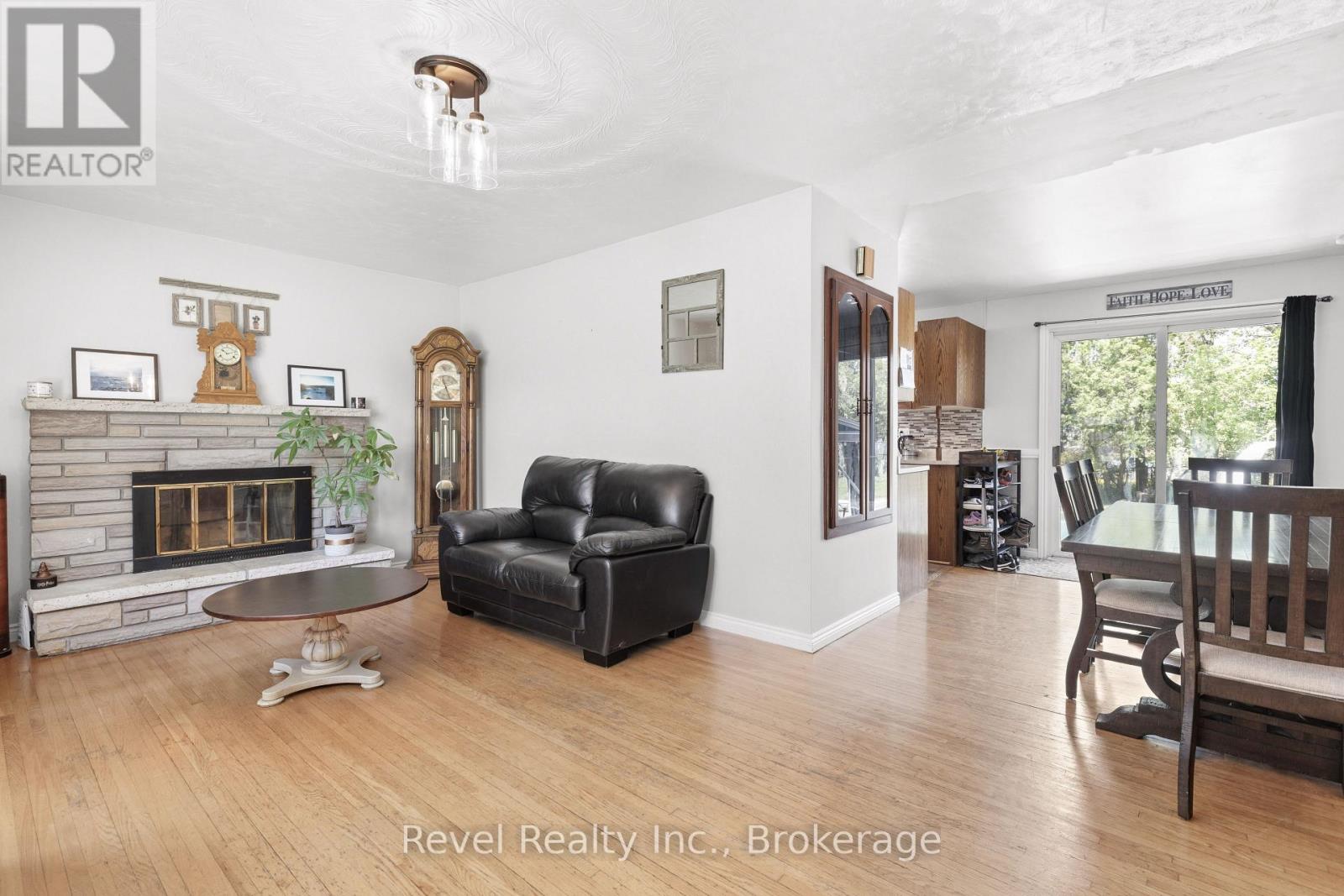 42 Kawartha Drive, Kawartha Lakes, Ontario  K9V 1A5 - Photo 10 - X13717254
