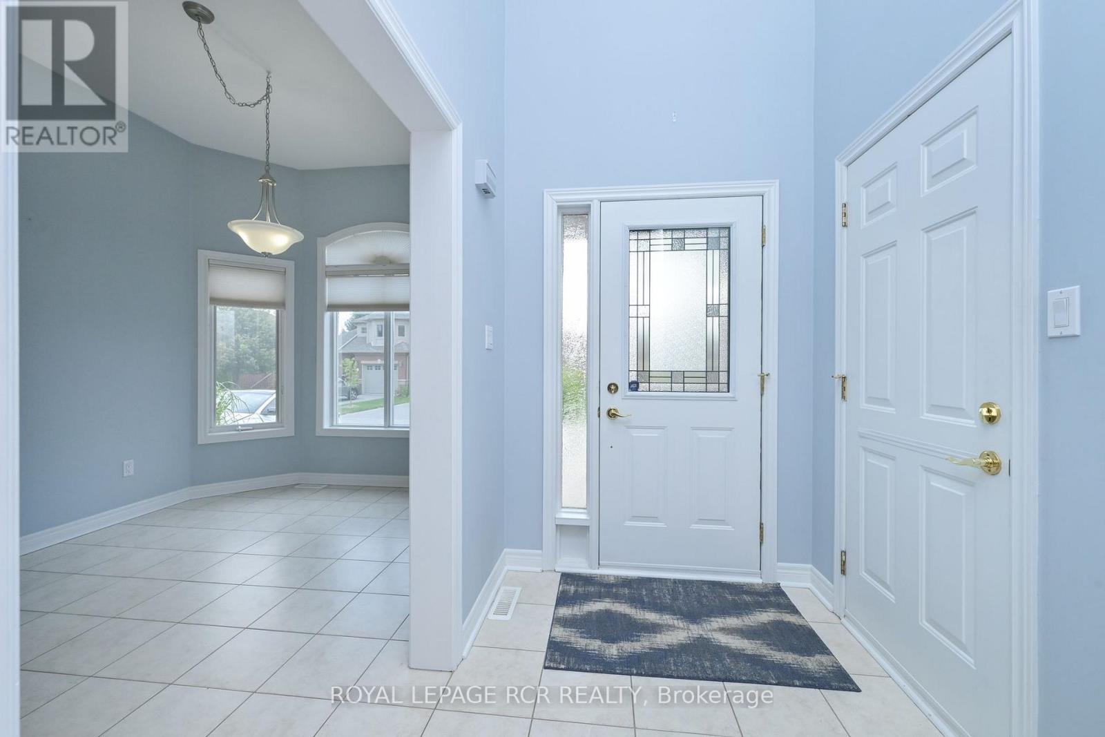 6 Artisan Lane, New Tecumseth, Ontario  L9R 2G1 - Photo 3 - N13717146