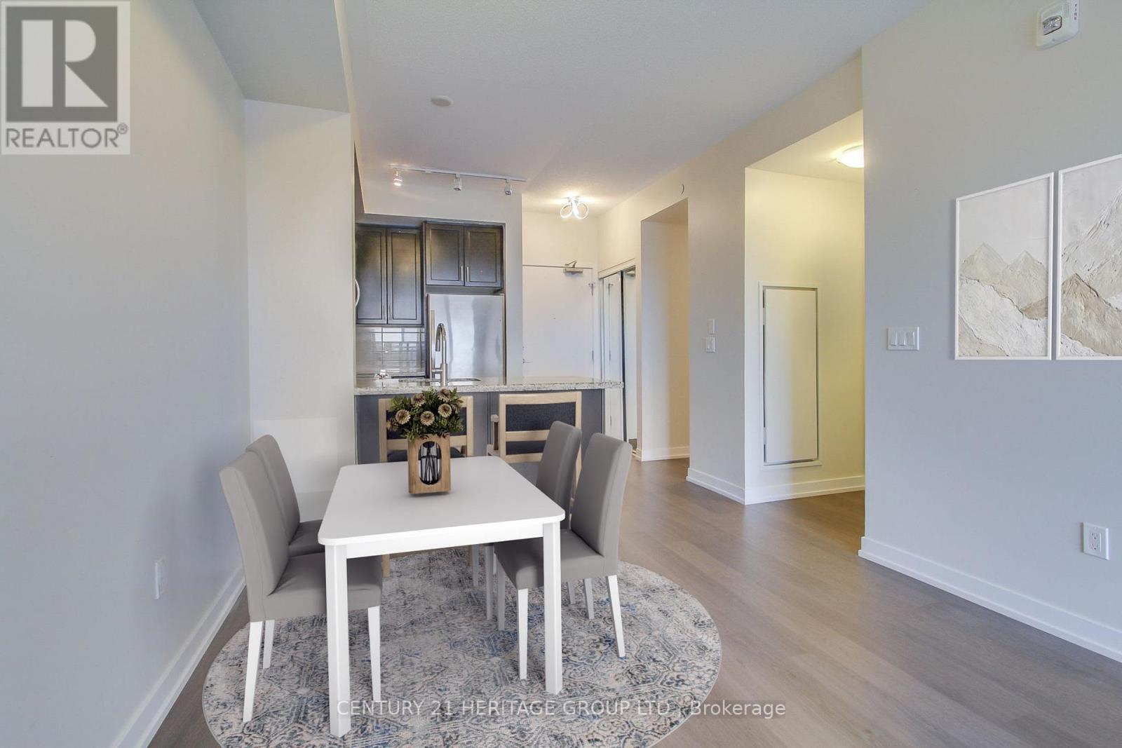 250 - 555 William Graham Drive, Aurora, Ontario  L4G 7C4 - Photo 11 - N13717184
