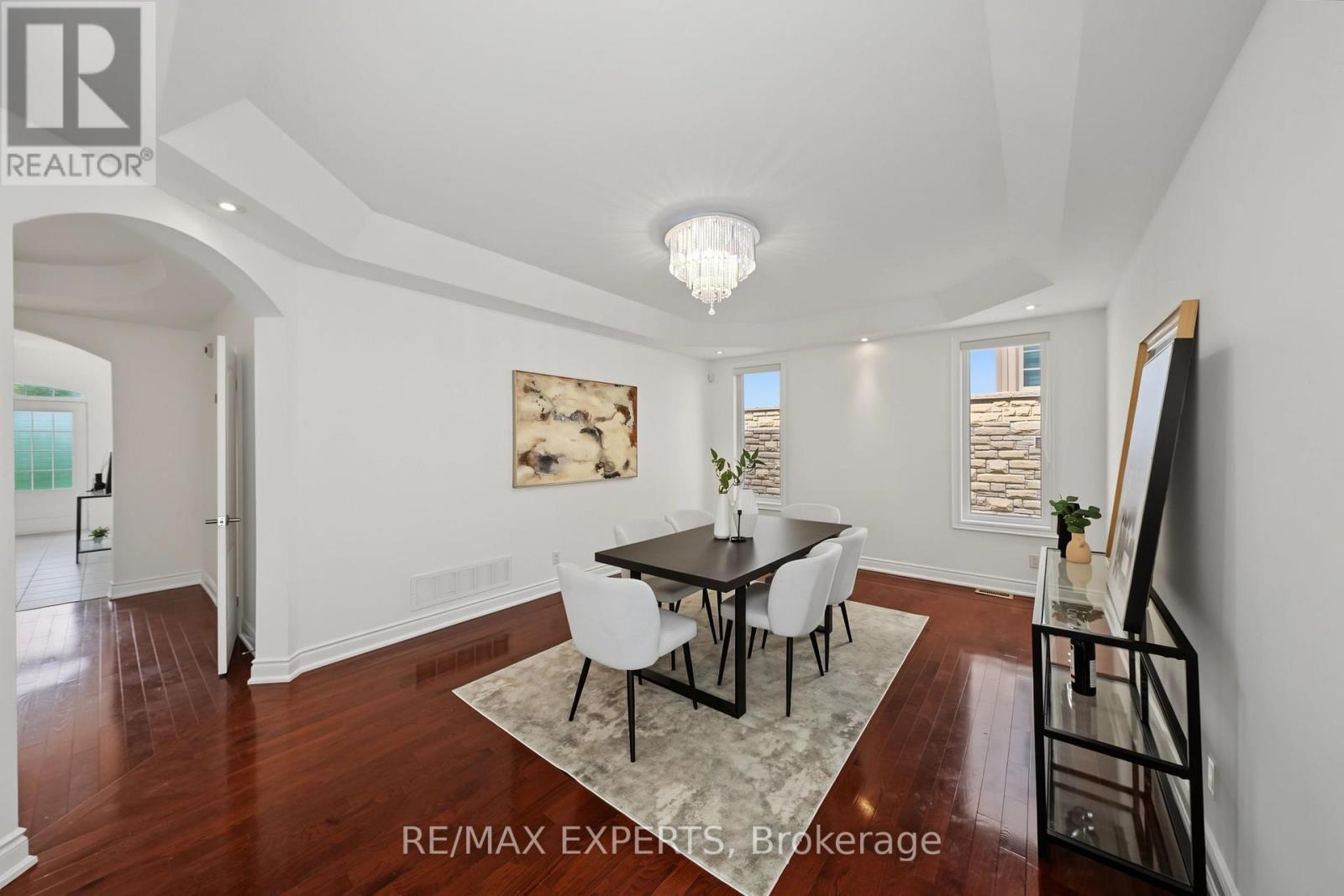 12 Sweet Valerie Court, Vaughan, Ontario  L6A 0C6 - Photo 11 - N13717220