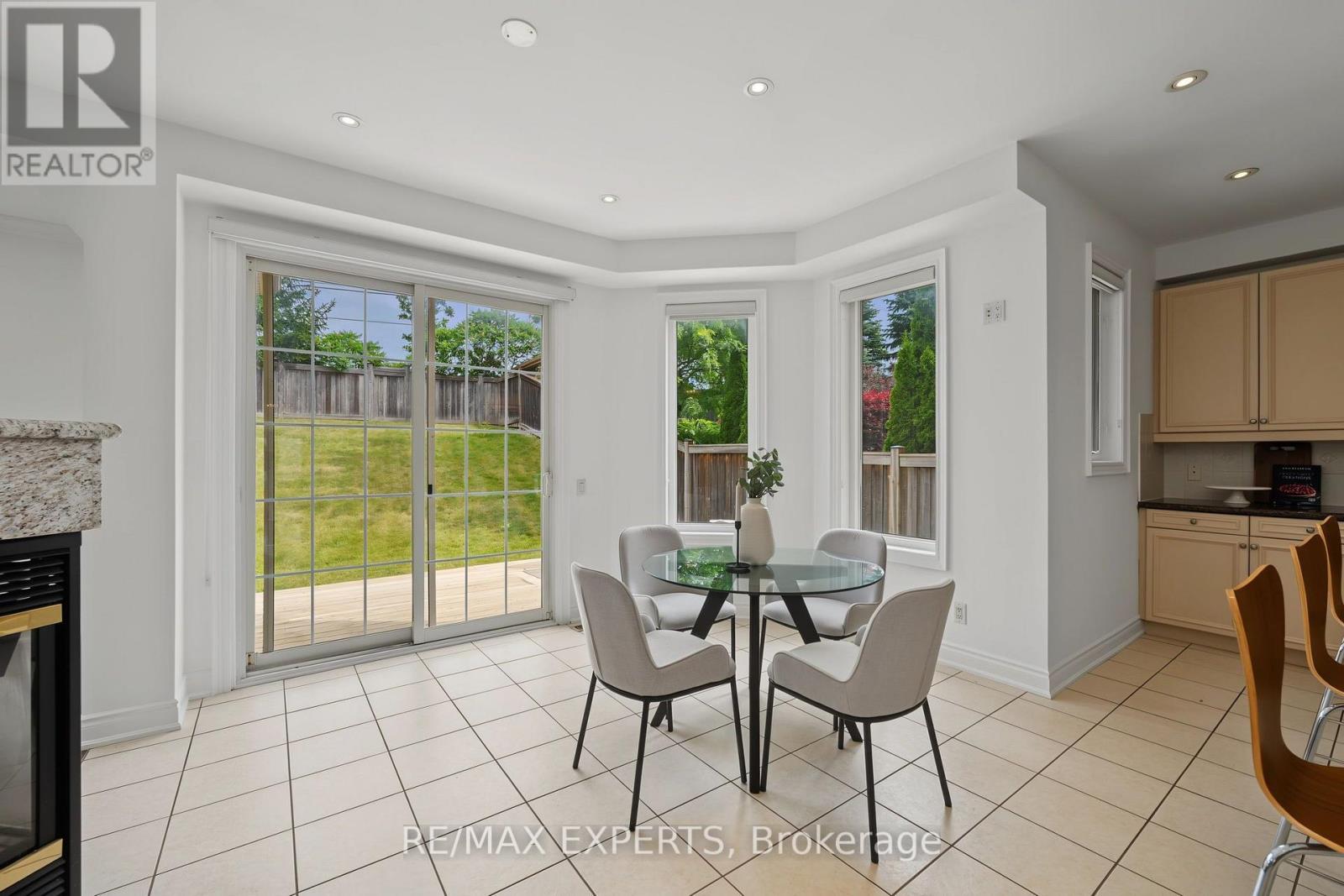 12 Sweet Valerie Court, Vaughan, Ontario  L6A 0C6 - Photo 13 - N13717220