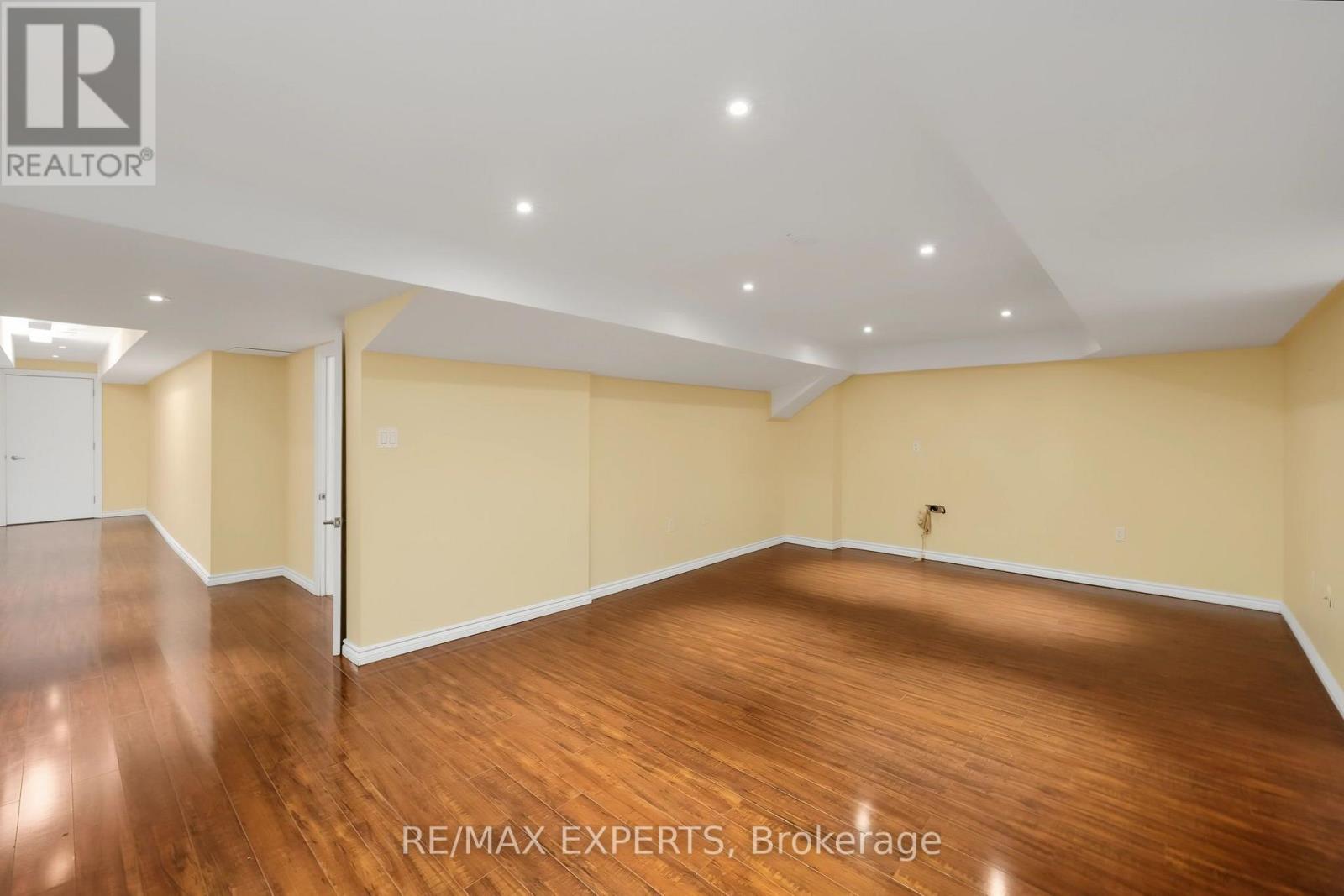 12 Sweet Valerie Court, Vaughan, Ontario  L6A 0C6 - Photo 37 - N13717220