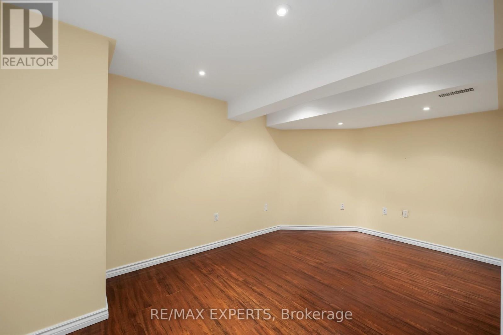 12 Sweet Valerie Court, Vaughan, Ontario  L6A 0C6 - Photo 39 - N13717220
