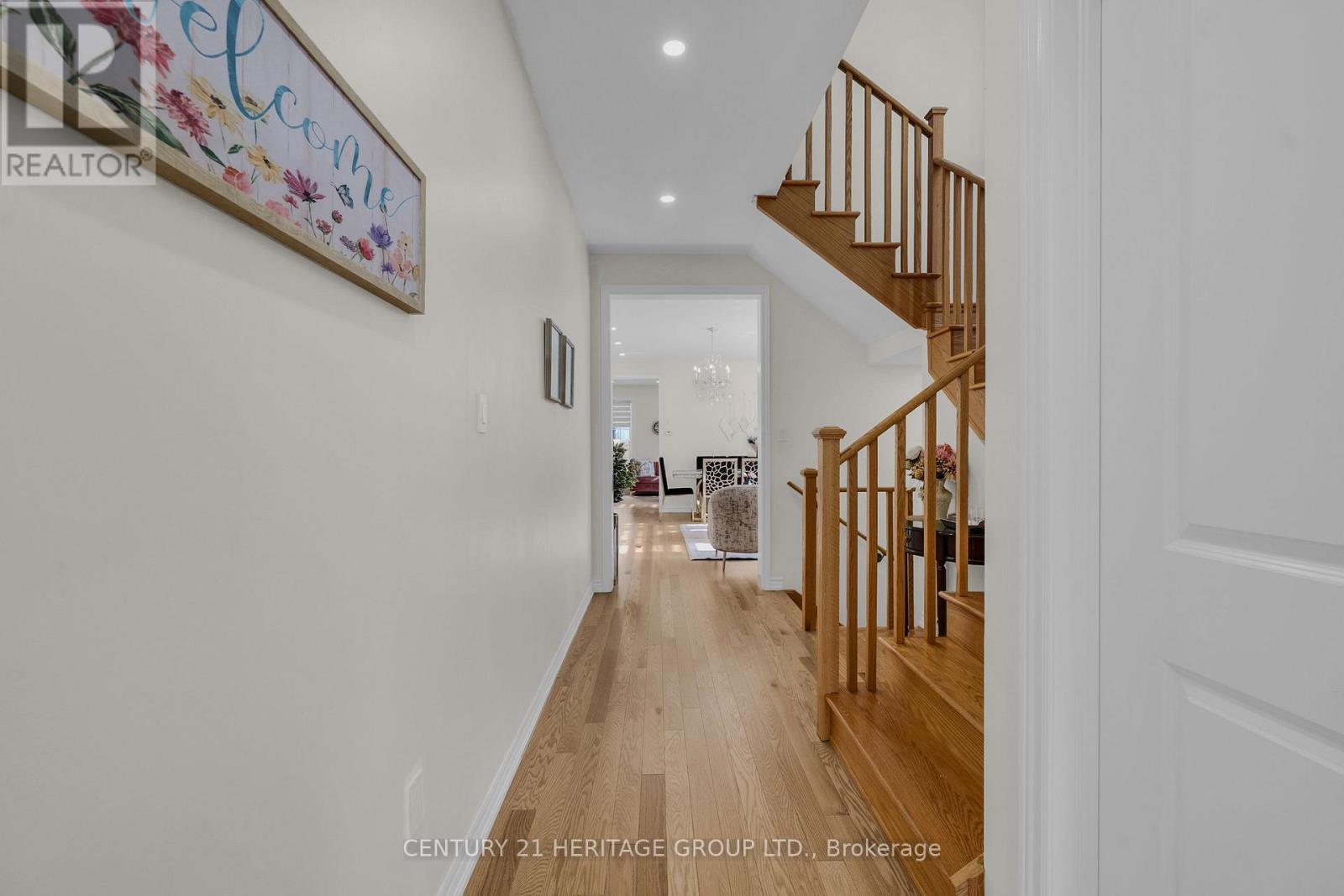102 Nottingham Road, Barrie, Ontario  L9J 0L5 - Photo 5 - S13717160