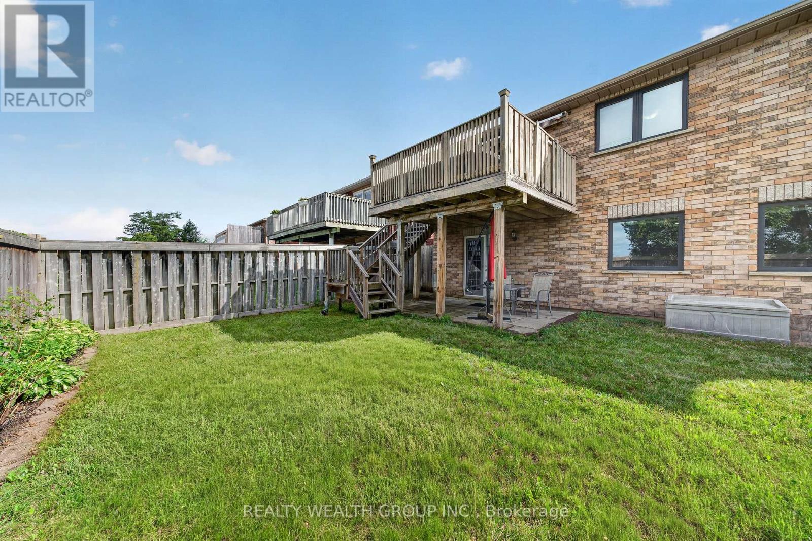 83 Logan Court, Barrie (Holly), Ontario  L4N 8G7 - Photo 33 - S13717272