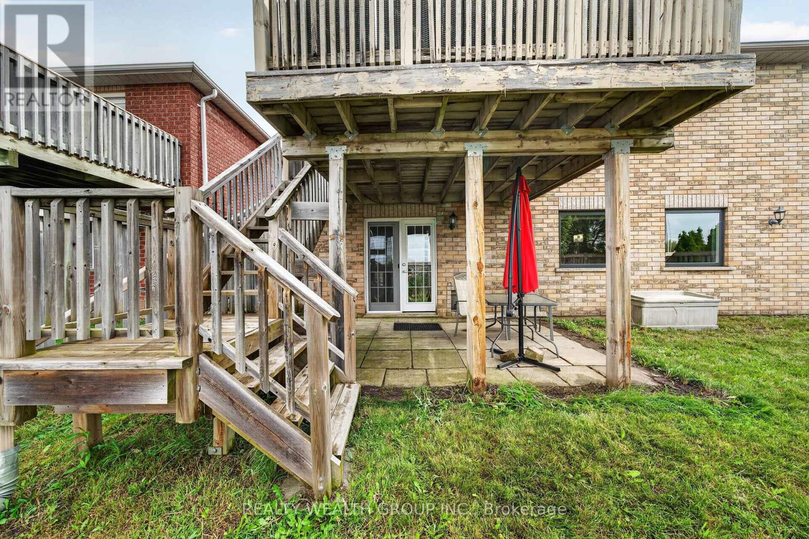 83 Logan Court, Barrie (Holly), Ontario  L4N 8G7 - Photo 34 - S13717272
