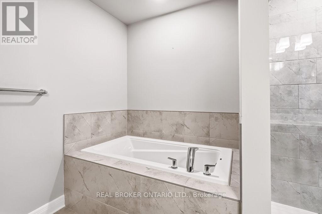 78 Michael Stoqua Street, Ottawa, Ontario  K1K 5A2 - Photo 16 - X13717130