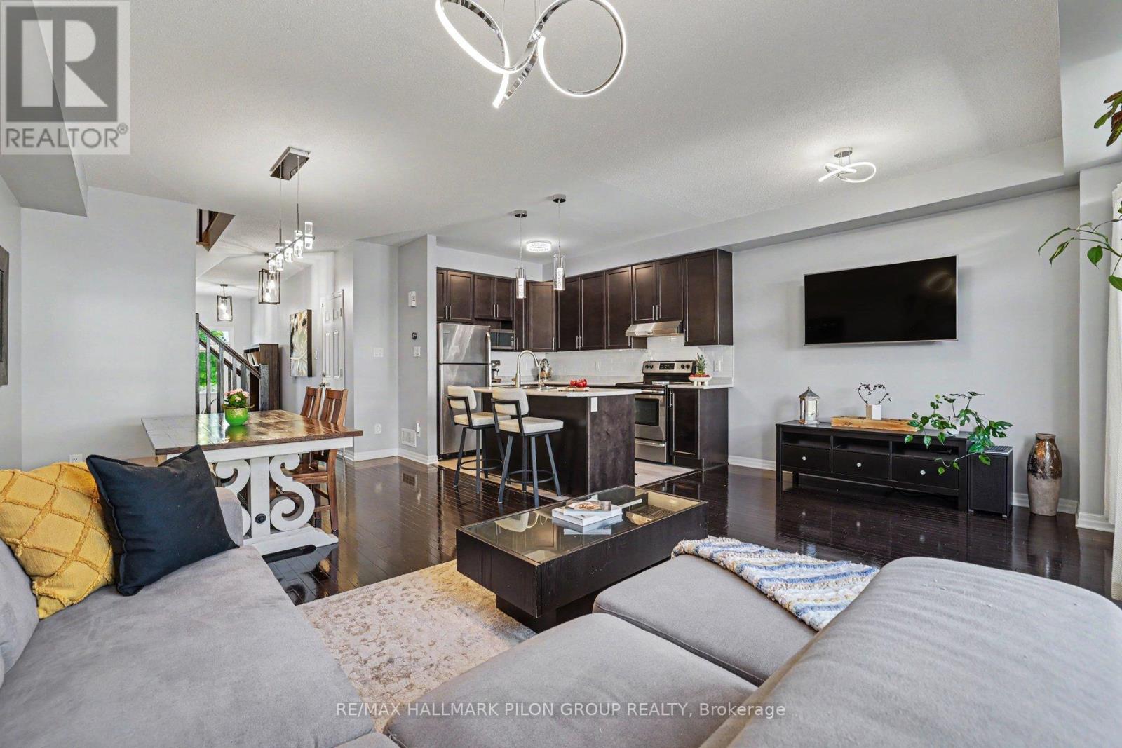 673 Spring Valley Drive, Ottawa, Ontario  K1W 0C7 - Photo 8 - X13717136