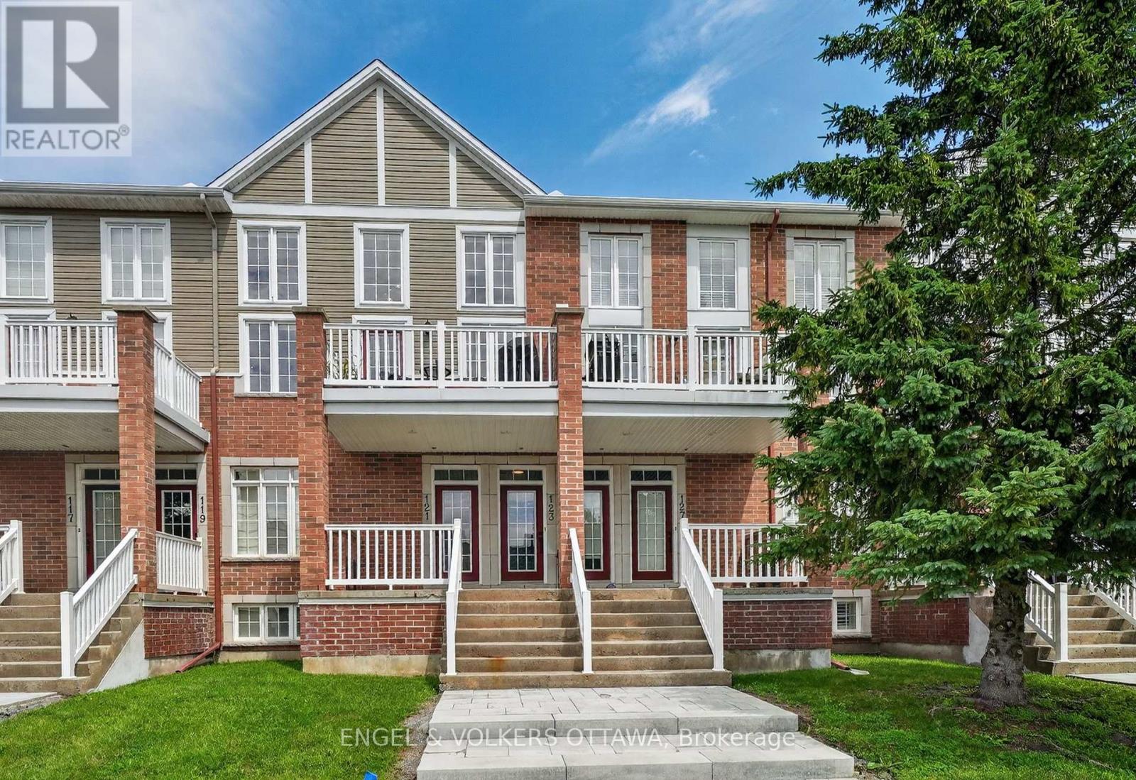 123 EYE BRIGHT CRESCENT, Ottawa, Ontario