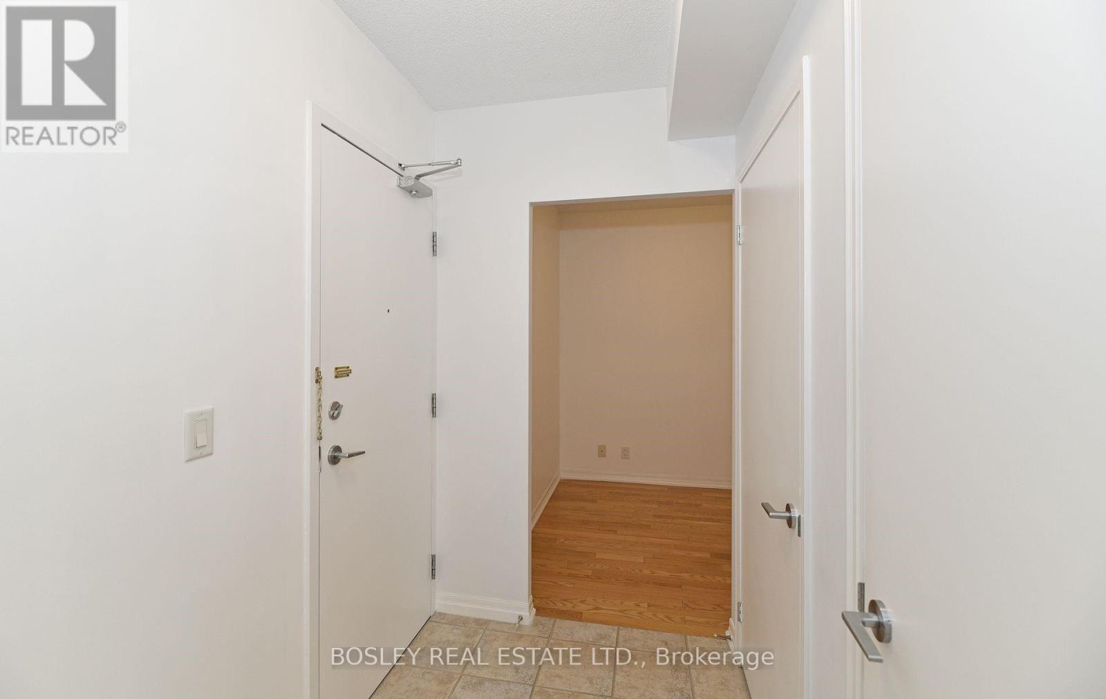 207 - 38 Fontenay Court, Toronto, Ontario M9A 5H5 - Photo 11 - W13717124