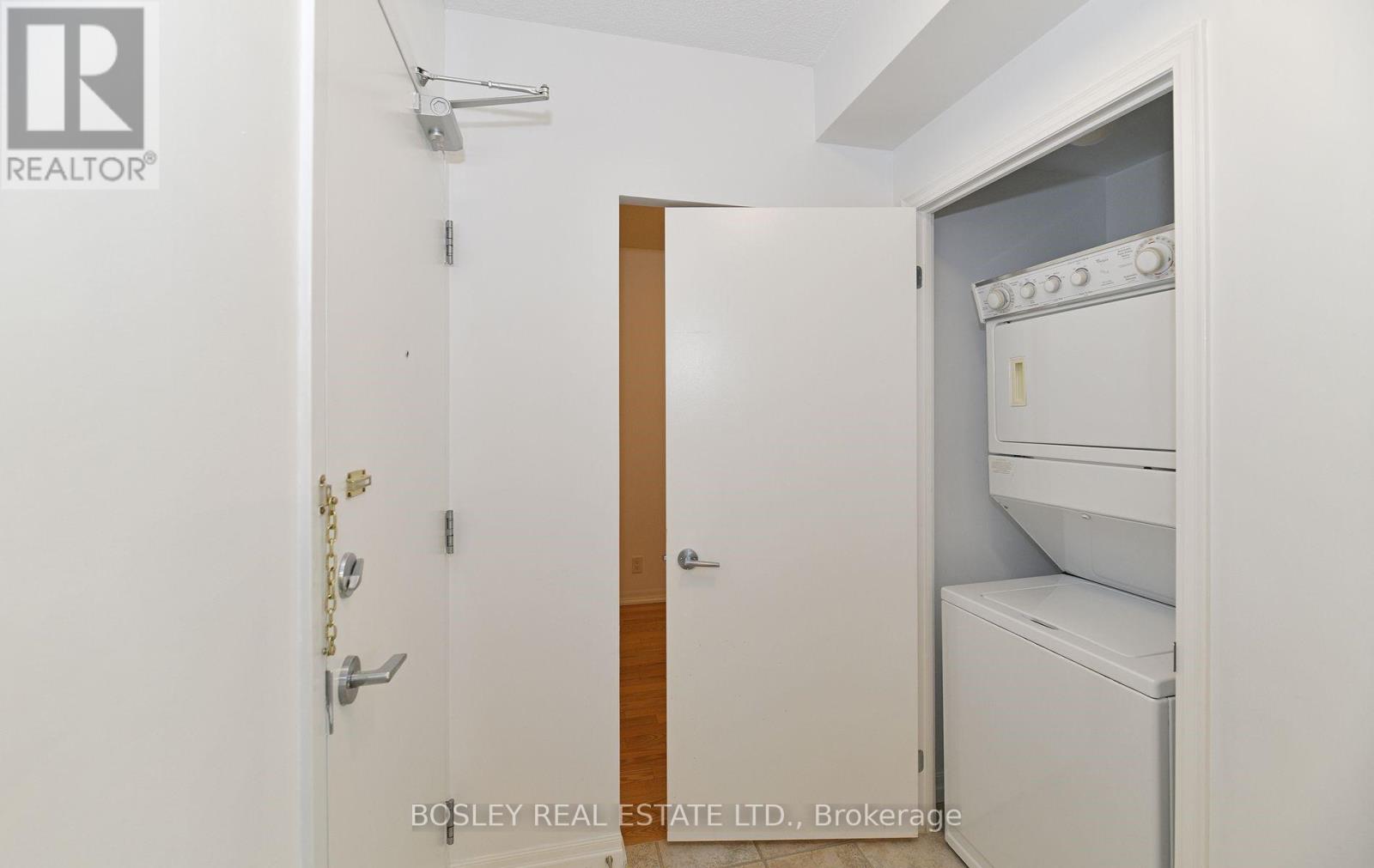 207 - 38 Fontenay Court, Toronto, Ontario M9A 5H5 - Photo 12 - W13717124