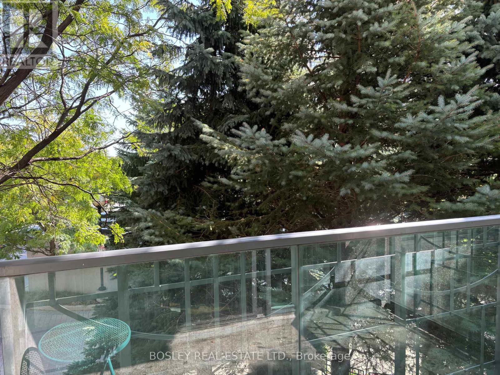 207 - 38 Fontenay Court, Toronto, Ontario M9A 5H5 - Photo 2 - W13717124