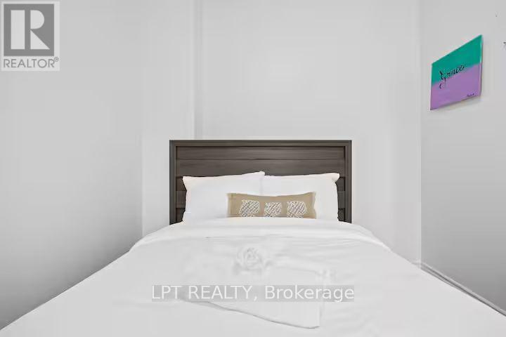 341 Remembrance Road, Brampton, Ontario  L7A 4X5 - Photo 20 - W13717144