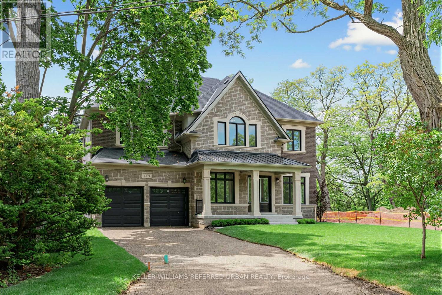 1429 DUNDAS CRESCENT, Mississauga, Ontario