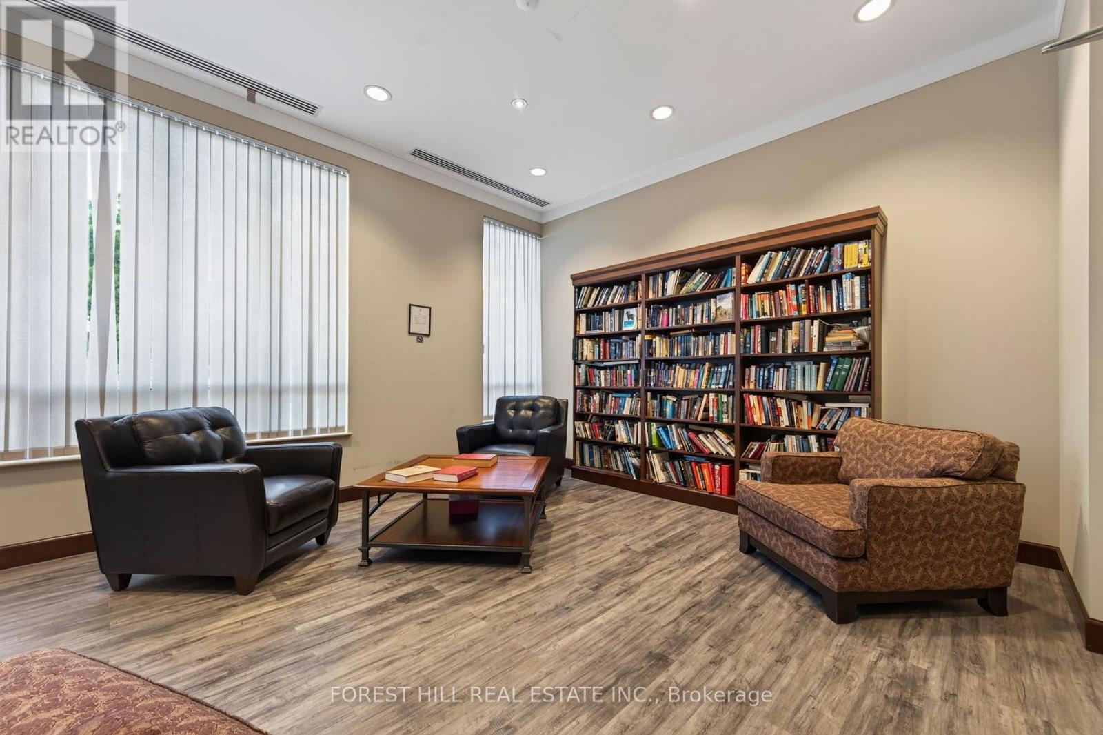 804 - 1359 Rathburn Road E, Mississauga, Ontario  L4W 5P7 - Photo 28 - W13717198