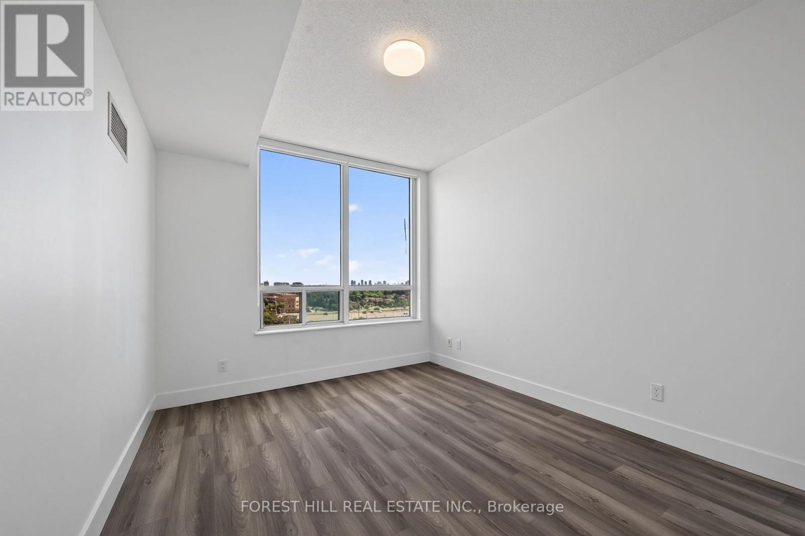 804 - 1359 Rathburn Road E, Mississauga, Ontario  L4W 5P7 - Photo 9 - W13717198