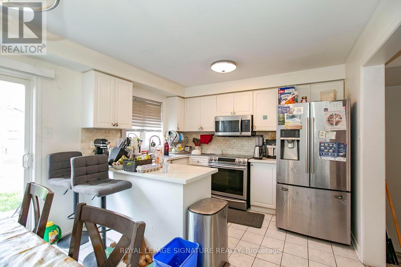 941 Mandolin Place, Mississauga, Ontario  L5W 1S3 - Photo 13 - W13717200