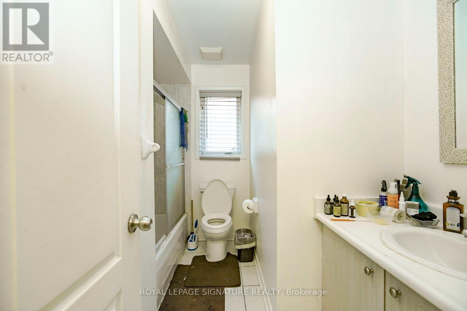 941 Mandolin Place, Mississauga, Ontario  L5W 1S3 - Photo 28 - W13717200