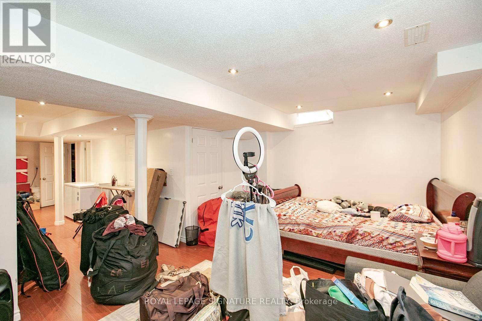 941 Mandolin Place, Mississauga, Ontario  L5W 1S3 - Photo 37 - W13717200