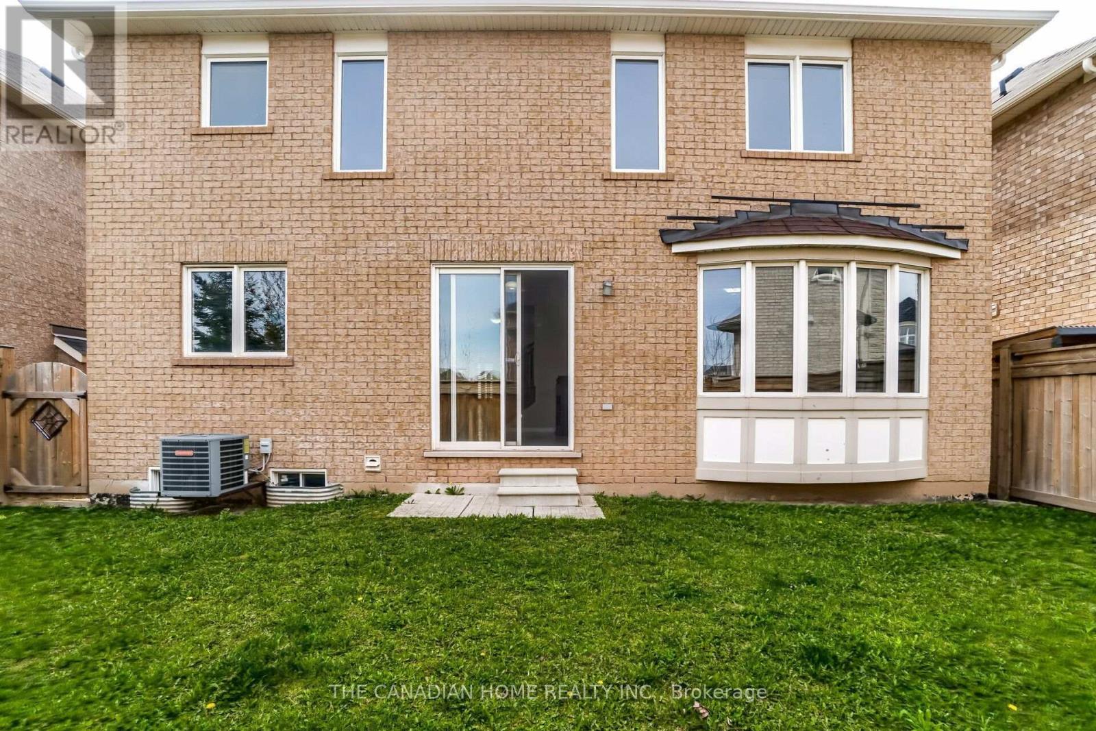 2387 Calloway Drive, Oakville, Ontario  L6M 0C1 - Photo 5 - W13717206