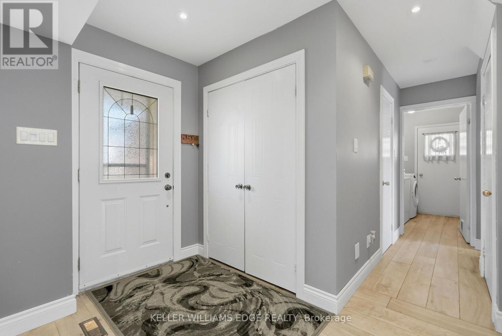 2055 Hunters Wood Drive, Burlington, Ontario  L7M 2T9 - Photo 14 - W13717238