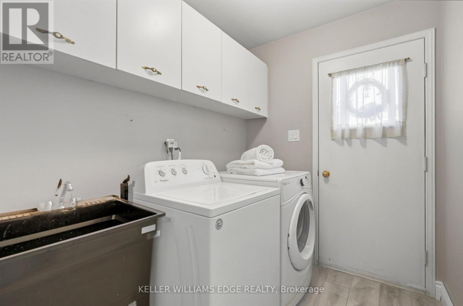 2055 Hunters Wood Drive, Burlington, Ontario  L7M 2T9 - Photo 17 - W13717238