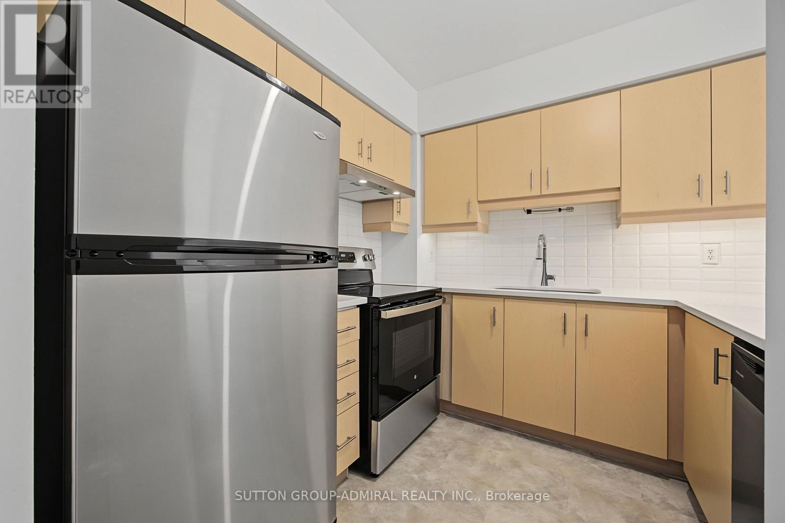 56 - 735 New Westminster Drive, Vaughan, Ontario  L4J 7Y9 - Photo 3 - N13570590