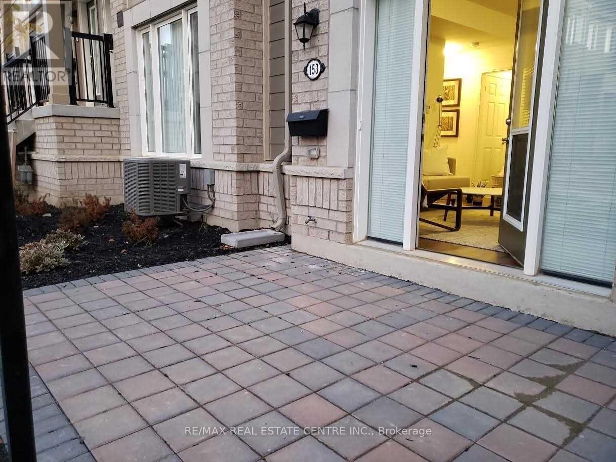 153 - 1 Beckenrose Court, Brampton, Ontario L6Y 6G2 - Photo 2 - W13716996
