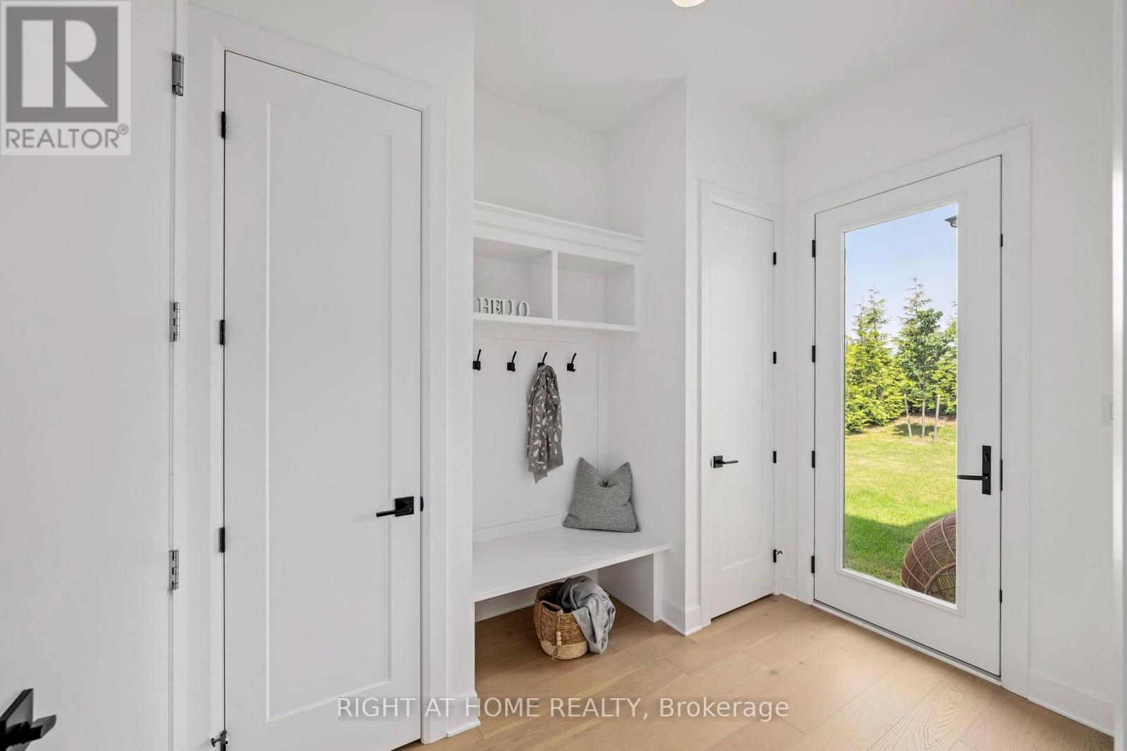 372 Manhattan Drive, London South, Ontario  N6K 0L5 - Photo 12 - X13717264
