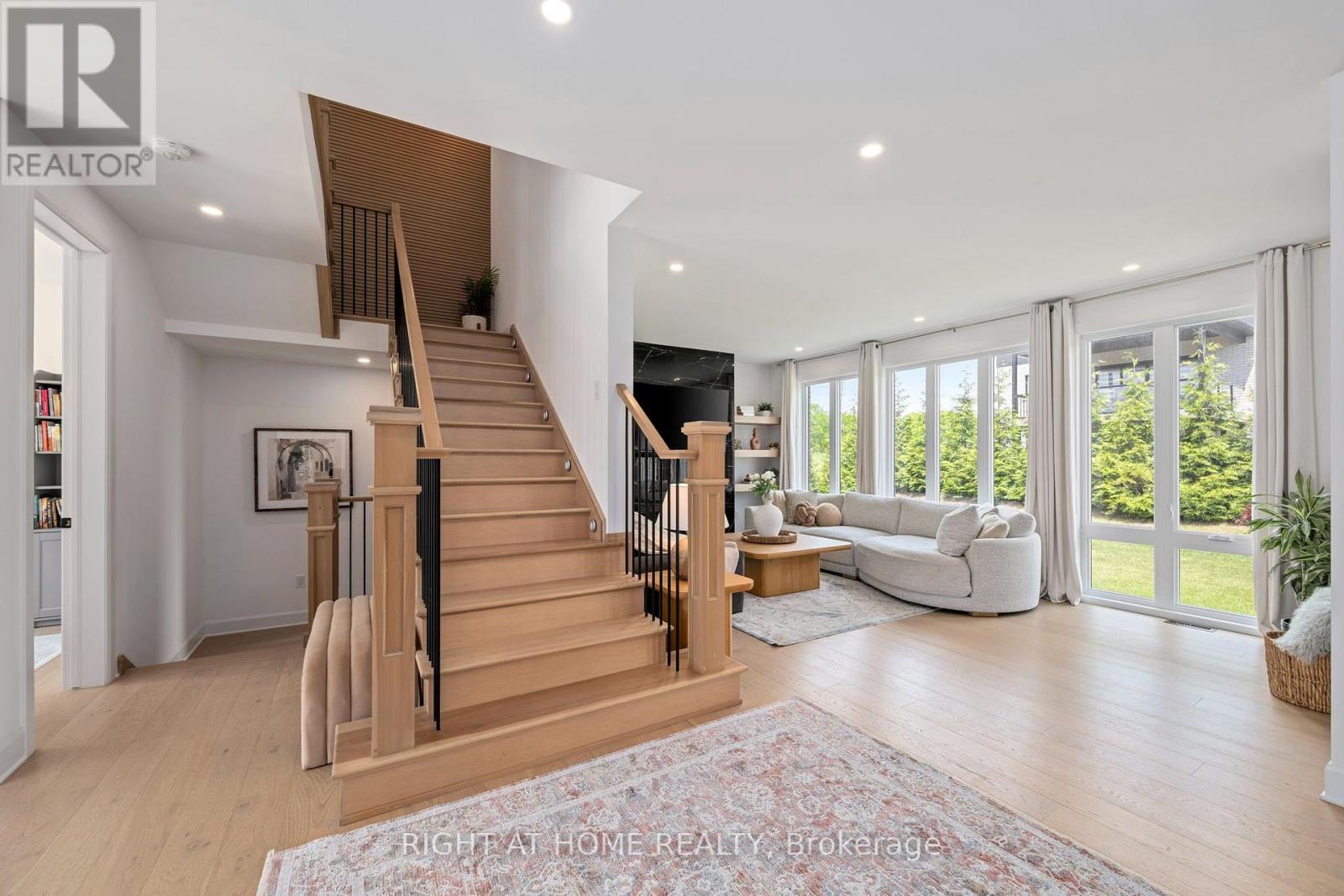 372 Manhattan Drive, London South, Ontario  N6K 0L5 - Photo 3 - X13717264