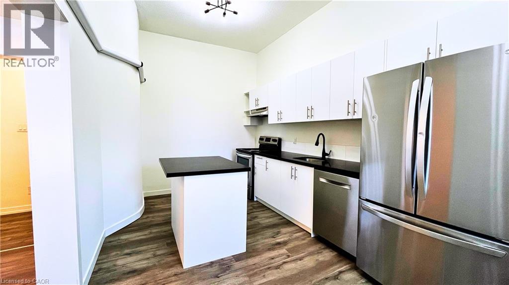 61 Hurst Place S, Hamilton, Ontario  L8P 3E6 - Photo 3 - 40858633