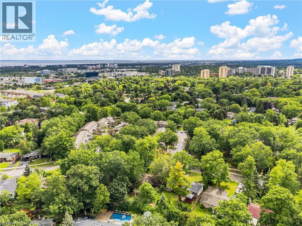 1270 Gainsborough Drive Unit# 61, Oakville, Ontario  L6H 2L2 - Photo 15 - 40857364