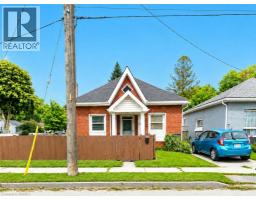 15 ESTHER Street, Brantford, Ontario