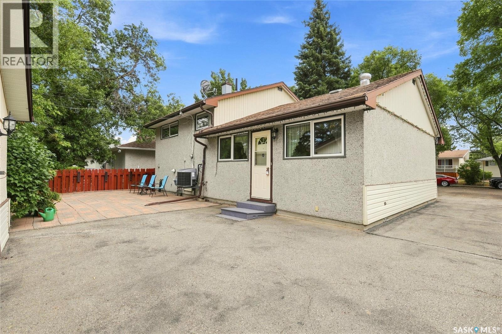 16 Yarnton Crescent, Regina, Saskatchewan  S4R 4A2 - Photo 25 - SK046589