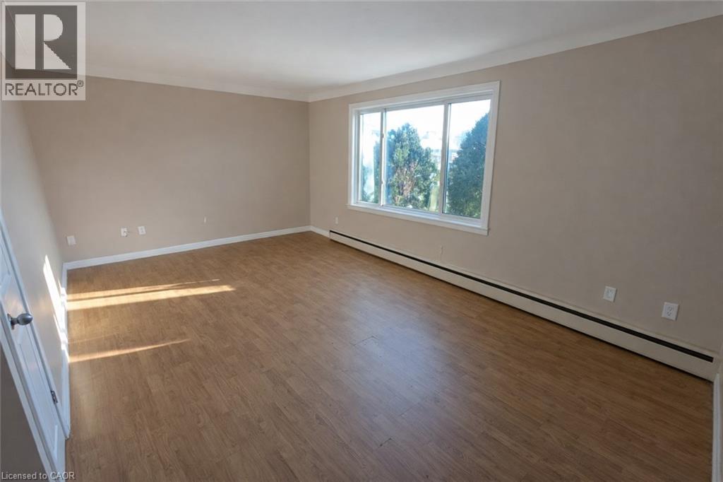250 Highland Road W Unit# 2 Main Right Side, Stoney Creek, Ontario  L8J 3T7 - Photo 4 - 40842214