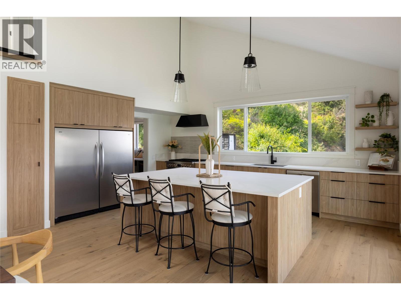 16904 Gatzke Road, Lake Country, British Columbia  V4V 2J1 - Photo 6 - 10394083
