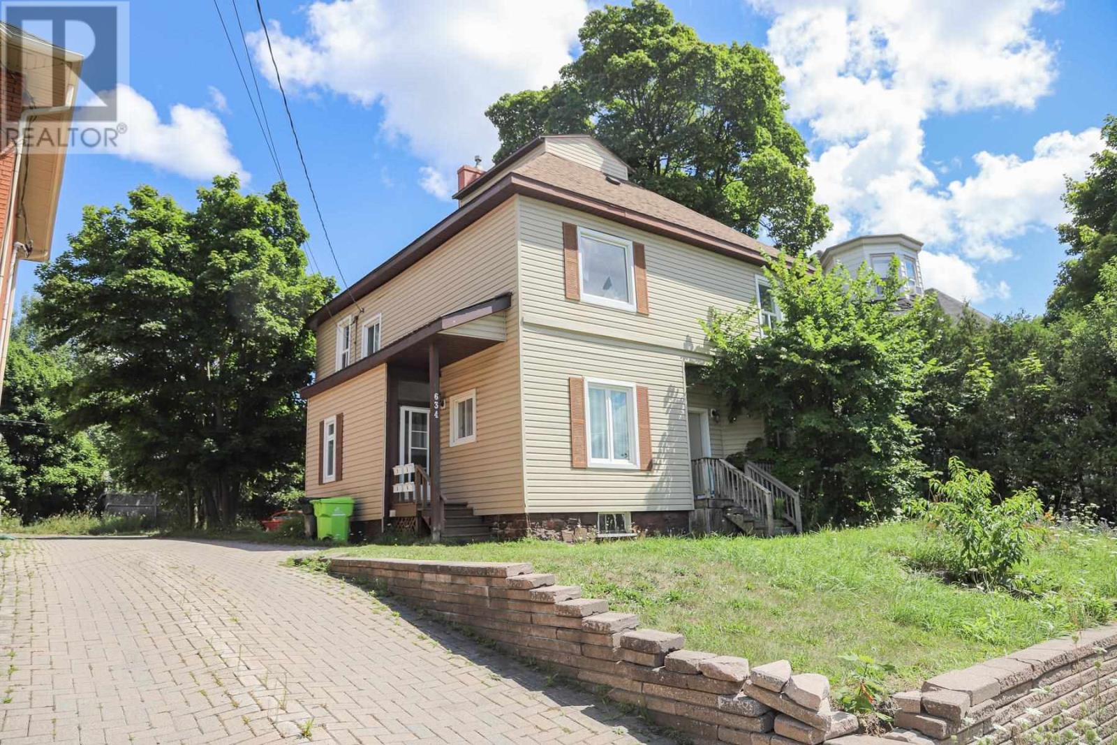 634 Wellington St, Sault Ste. Marie, Ontario  P6A 2M5 - Photo 1 - SM262141