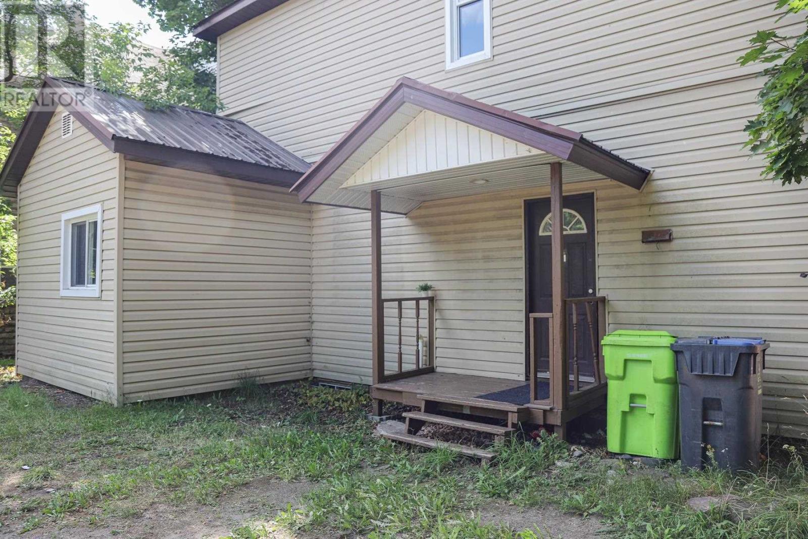 634 Wellington St, Sault Ste. Marie, Ontario  P6A 2M5 - Photo 13 - SM262141