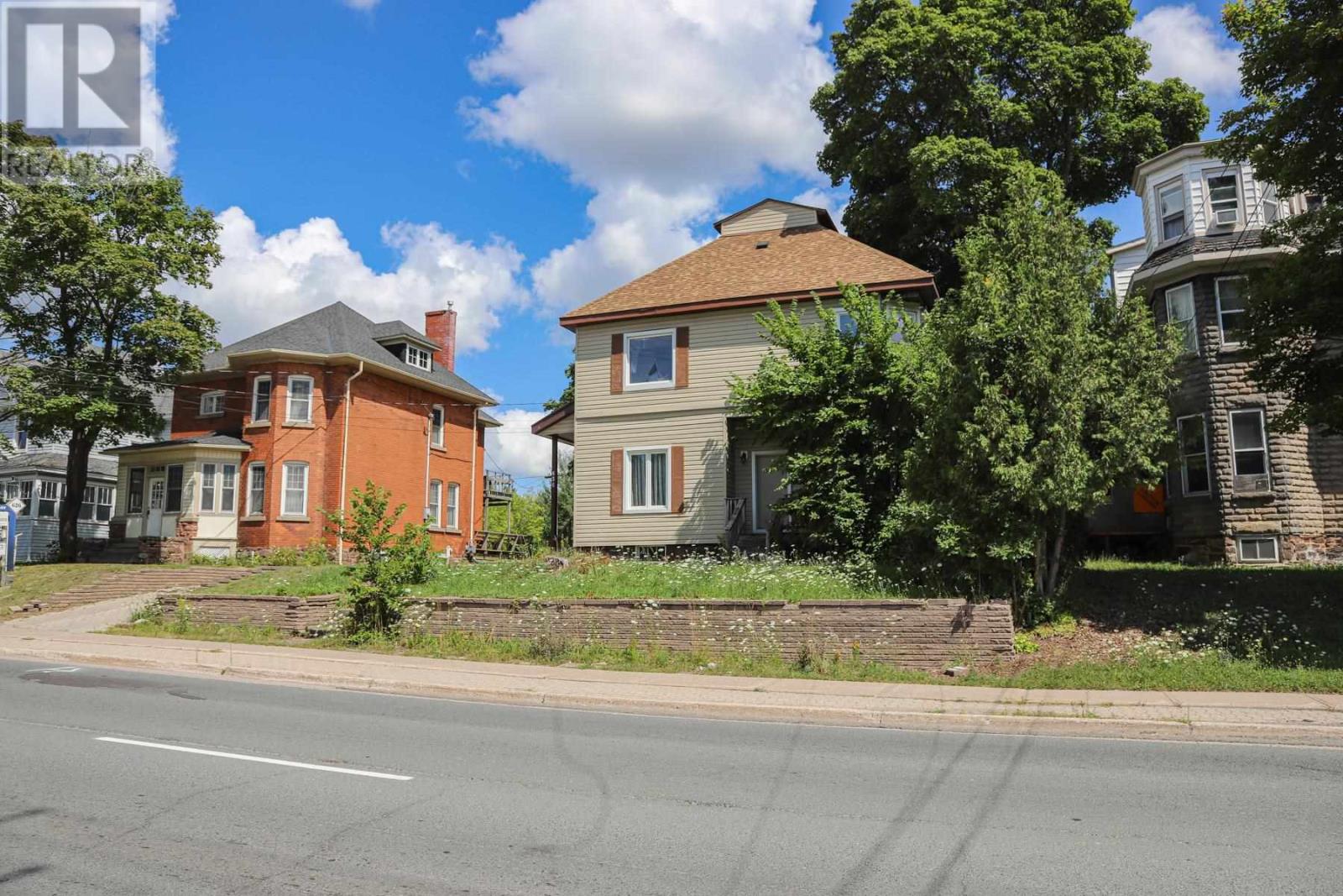 634 Wellington St, Sault Ste. Marie, Ontario  P6A 2M5 - Photo 7 - SM262141
