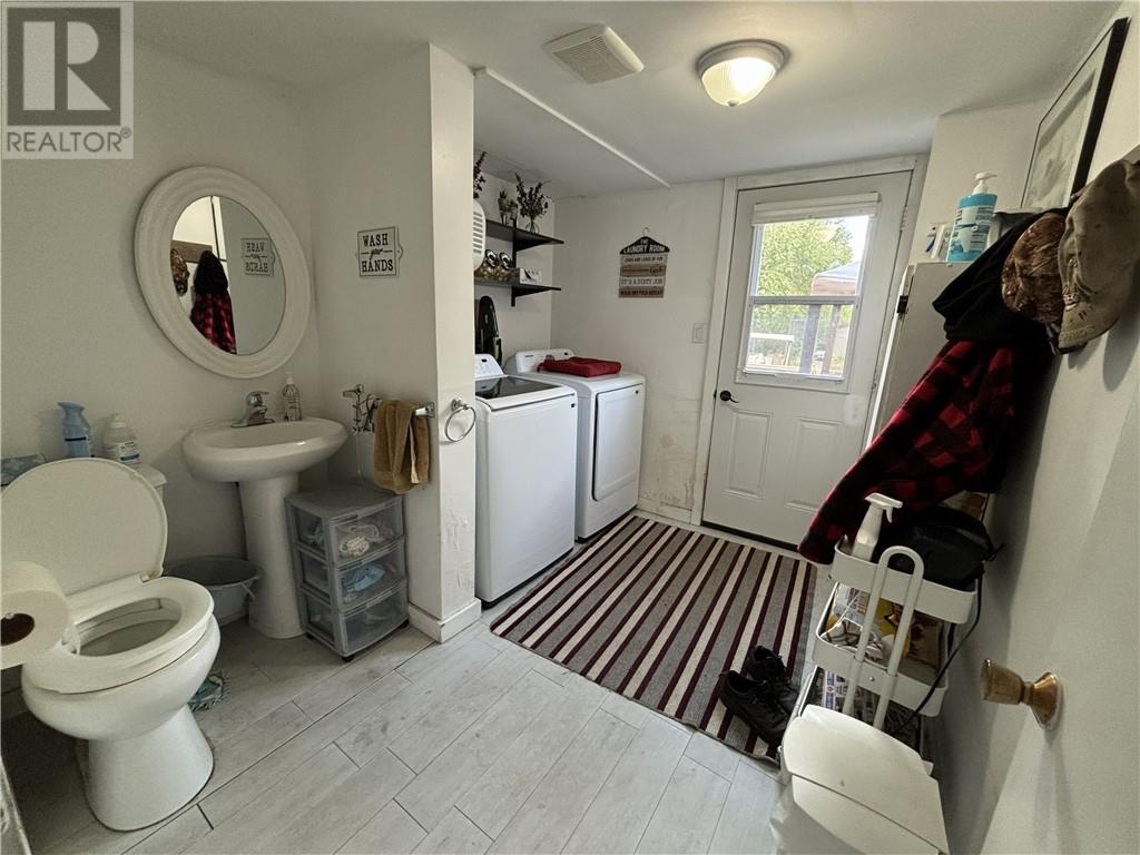 629 Hwy 64, Alban, Ontario  P0M 1A0 - Photo 24 - 2129946
