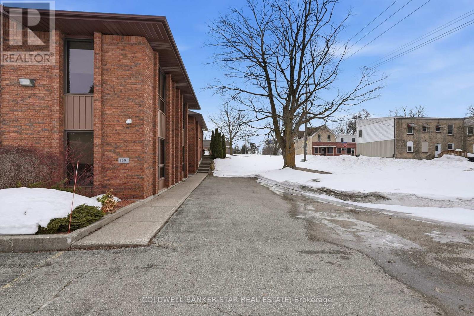 81 Southampton Street, Ashfield-Colborne-Wawanosh, Ontario N0M 1R0 - Photo 4 - X12864218