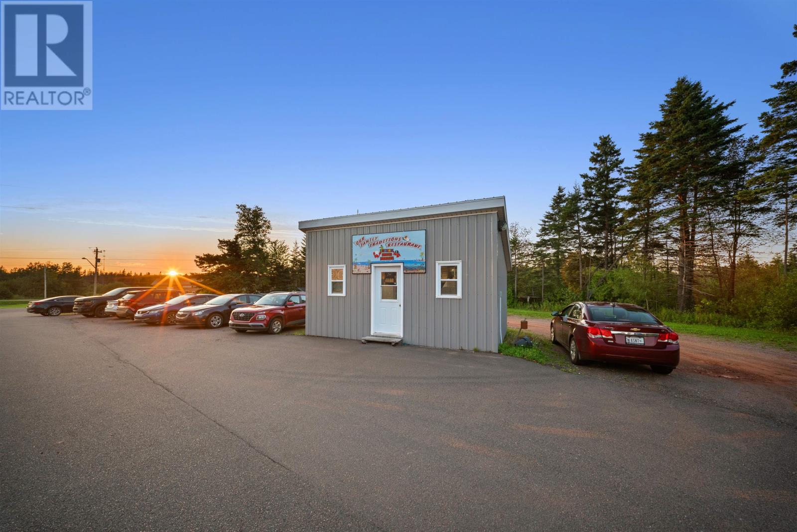276 Phillip Street, Tignish, Prince Edward Island  C0B 2B0 - Photo 46 - 202621652