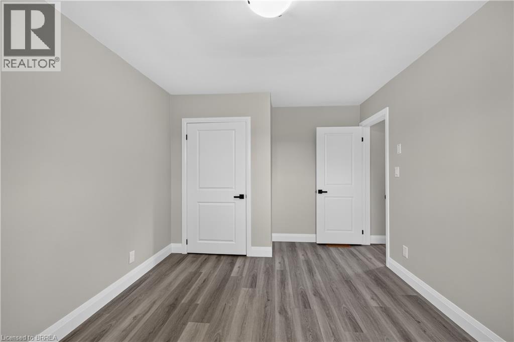 10 Elmwood Avenue, Brantford, Ontario  N3R 2J8 - Photo 24 - 40857012