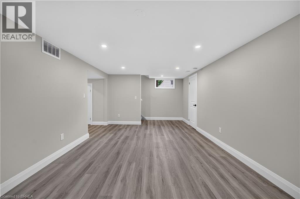 10 Elmwood Avenue, Brantford, Ontario  N3R 2J8 - Photo 31 - 40857012