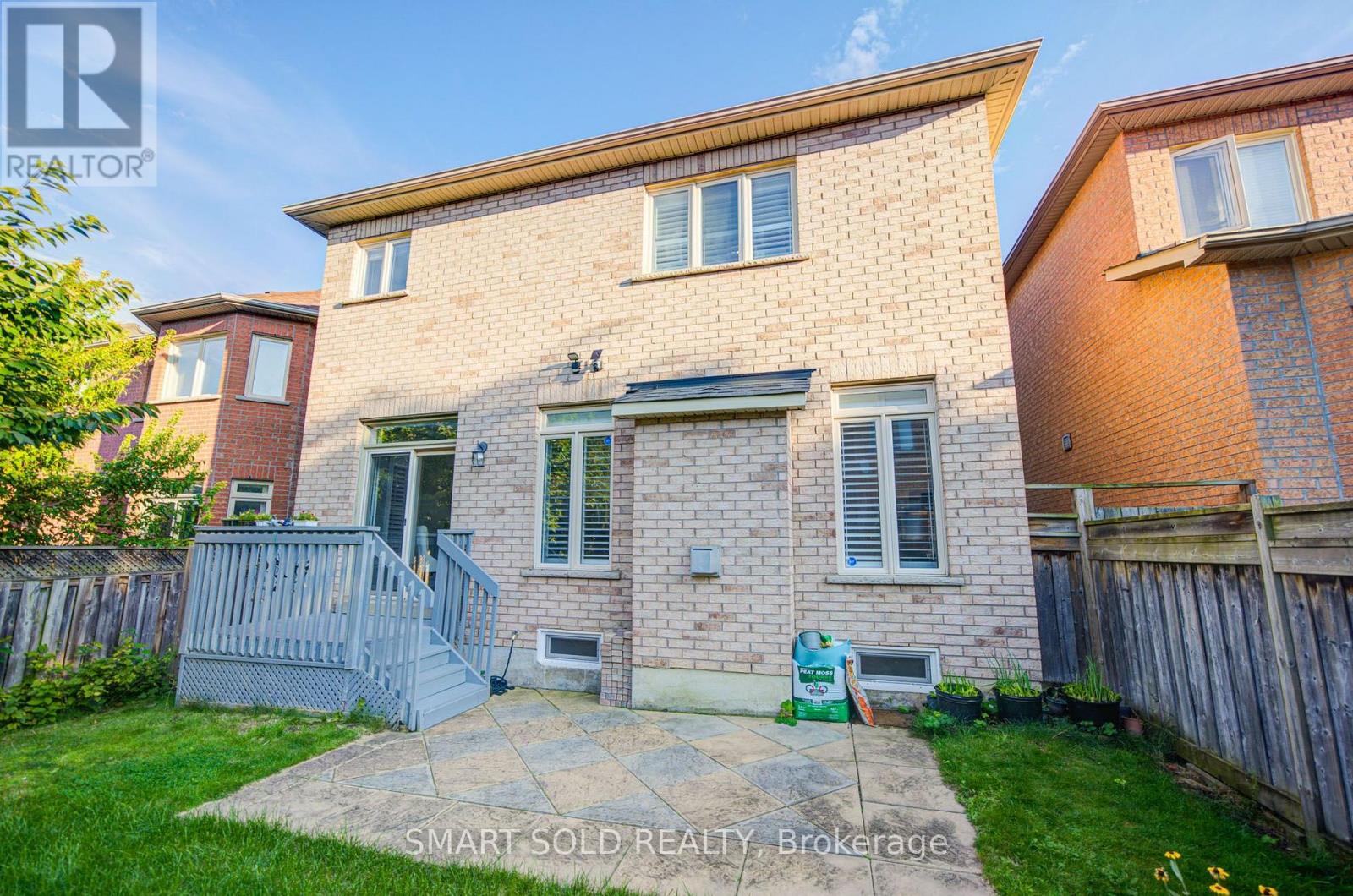 16 Burgundy Trail, Vaughan, Ontario  L4J 8X5 - Photo 49 - N13716648