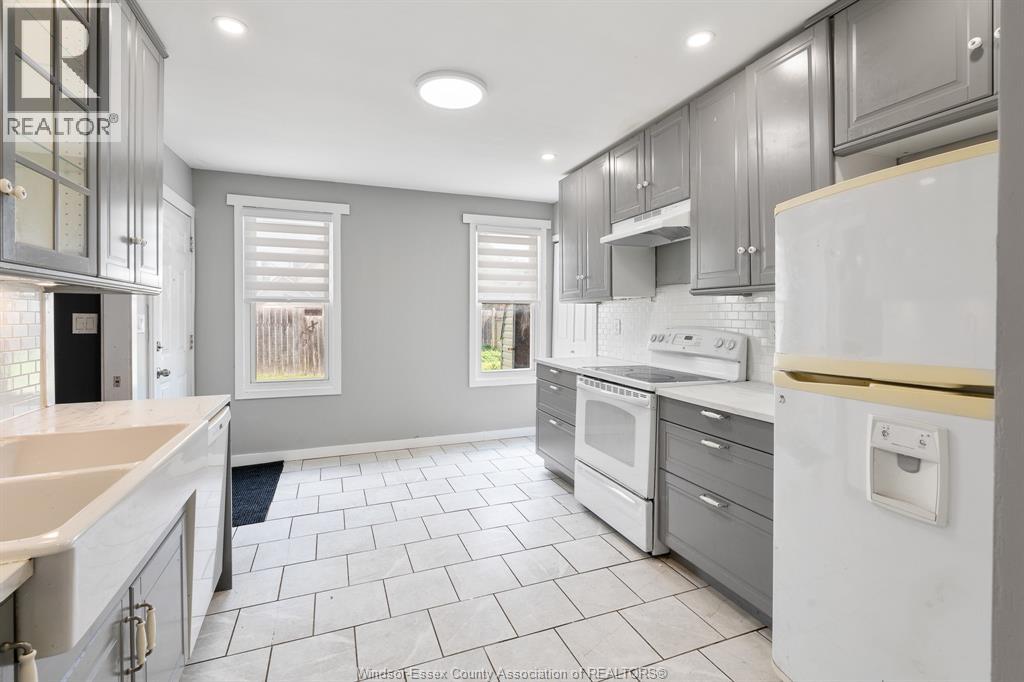 1074 Hickory Road, Windsor, Ontario  N8Y 3S1 - Photo 10 - 26020948